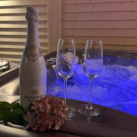 Ferienhaus Casa Deluxe Dockweiler Eifel Екстериор снимка